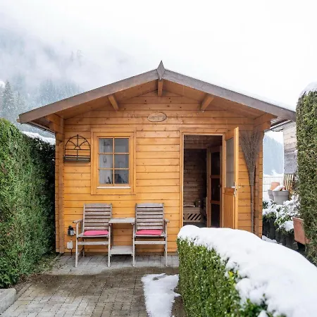 Dom wakacyjny Cozy Holiday In Hollersbach With Terrace And Sauna