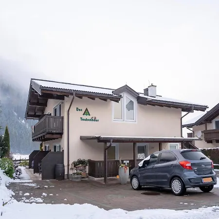 Cozy Holiday In Hollersbach With Terrace And Sauna Hébergement de vacances