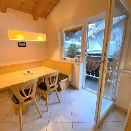 Cozy Holiday In Hollersbach With Terrace And Sauna Hébergement de vacances
