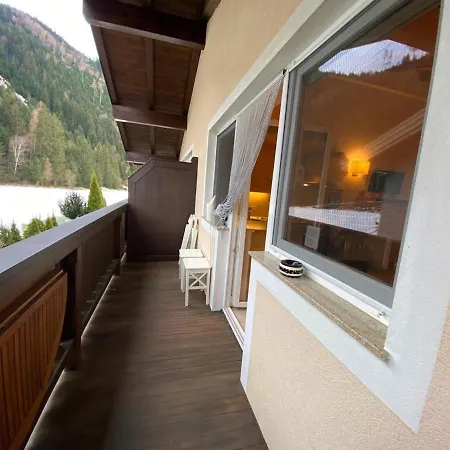 Hébergement de vacances Cozy Holiday In Hollersbach With Terrace And Sauna