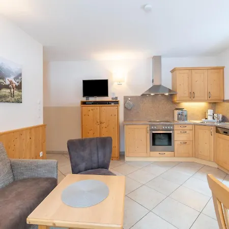 Cozy Holiday In Hollersbach With Terrace And Sauna * Hollersbach im Pinzgau