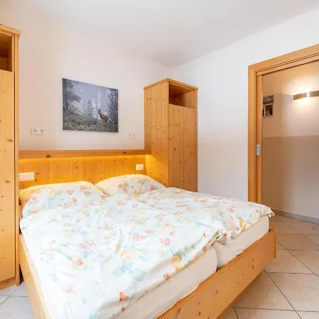Cozy Holiday In Hollersbach With Terrace And Sauna Hébergement de vacances Hollersbach im Pinzgau
