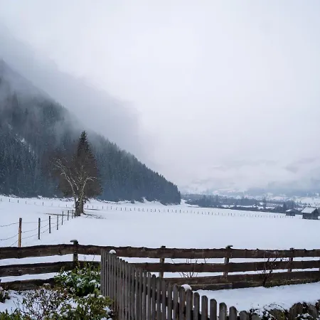 Cozy Holiday In Hollersbach With Terrace And Sauna